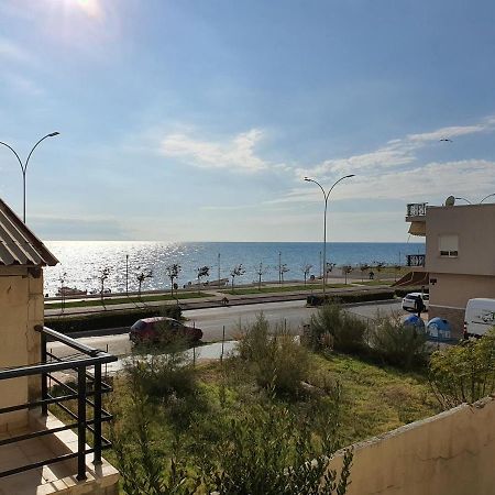 Theos Apartment أليكسانثيربوليس المظهر الخارجي الصورة