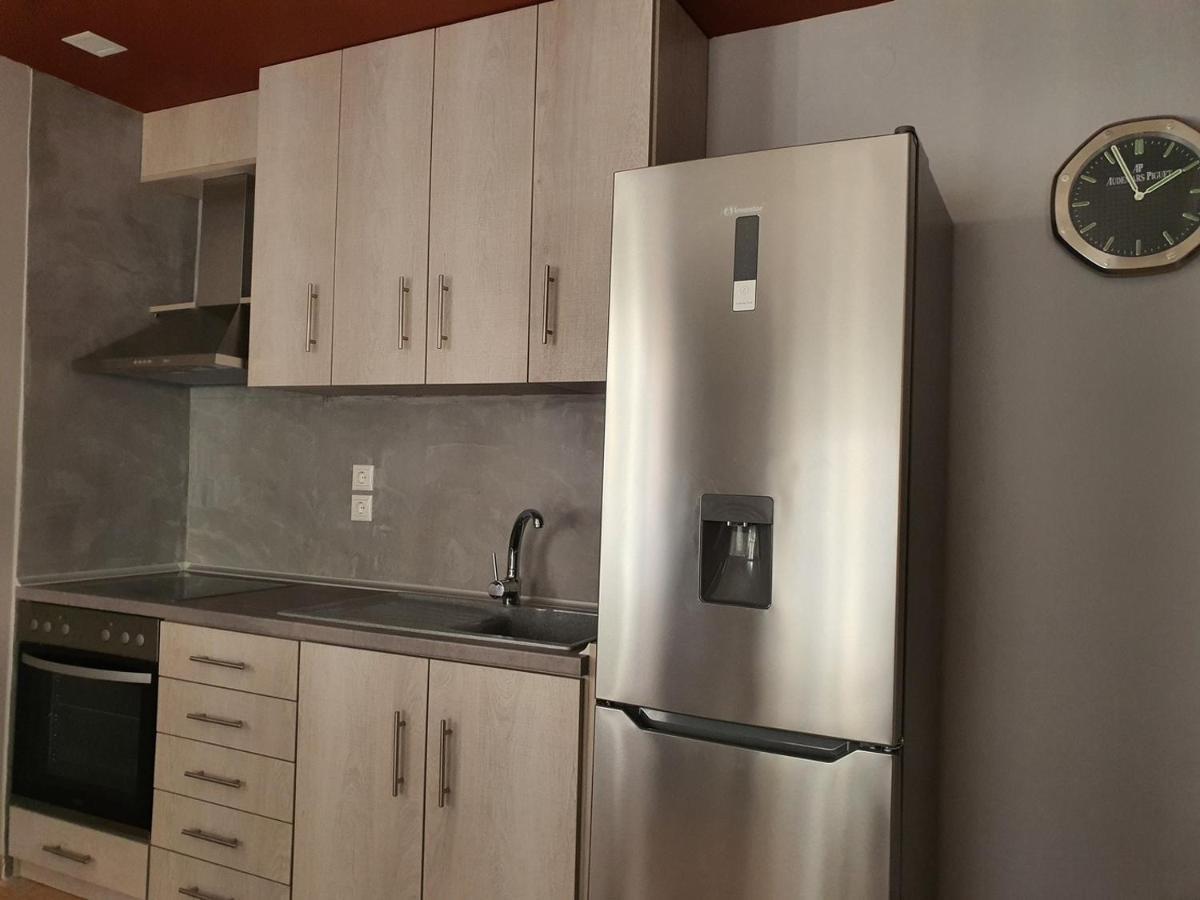 Theos Apartment أليكسانثيربوليس المظهر الخارجي الصورة