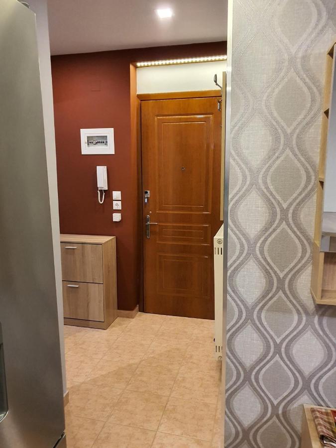 Theos Apartment أليكسانثيربوليس المظهر الخارجي الصورة