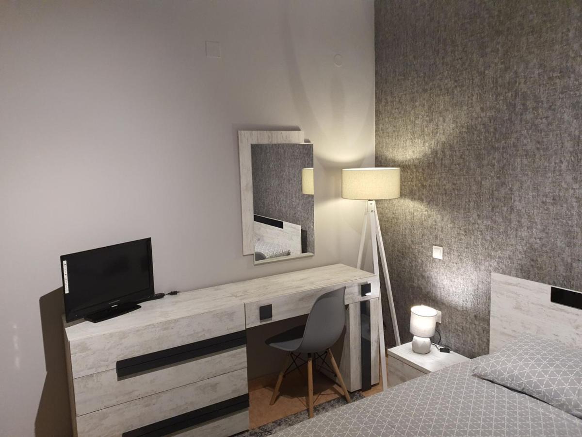 Theos Apartment أليكسانثيربوليس المظهر الخارجي الصورة