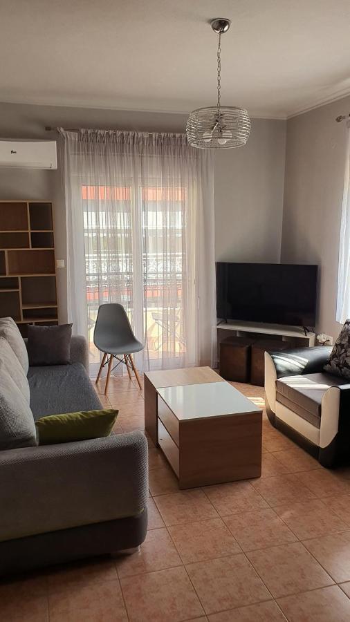 Theos Apartment أليكسانثيربوليس المظهر الخارجي الصورة